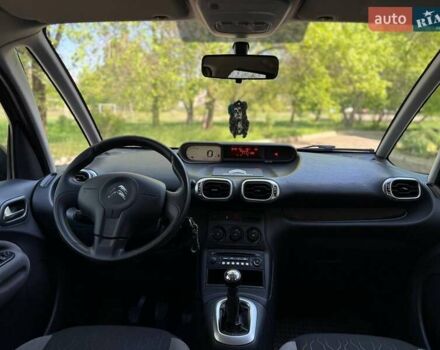 Синій Сітроен С3 Пікассо, об'ємом двигуна 1.56 л та пробігом 227 тис. км за 7200 $, фото 13 на Automoto.ua
