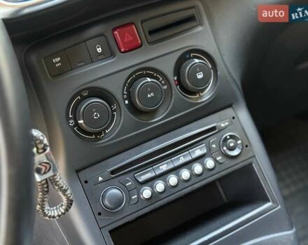 Синий Ситроен С3 Пикассо, объемом двигателя 1.56 л и пробегом 227 тыс. км за 7200 $, фото 18 на Automoto.ua