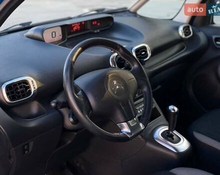 Синий Ситроен С3 Пикассо, объемом двигателя 1.56 л и пробегом 132 тыс. км за 7790 $, фото 10 на Automoto.ua