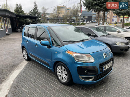 Сітроен С3 Пікассо 2011 у Петриковке на Automoto.ua Синій Сітроен С3 Пікассо, об'ємом двигуна 1.4 л та пробігом 230 тис. км за 6800 $, фото 1 на Automoto.ua