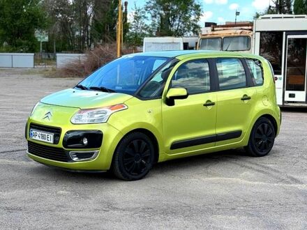 Сітроен С3 Пікассо 2010 у Запоріжжя на Automoto.ua Зелений Сітроен С3 Пікассо, об'ємом двигуна 1.4 л та пробігом 225 тис. км за 4500 $, фото 1 на Automoto.ua