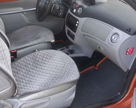 Оранжевый Ситроен С3 Плюриель, объемом двигателя 1.6 л и пробегом 203 тыс. км за 4100 $, фото 5 на Automoto.ua