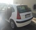 Белый Ситроен С3, объемом двигателя 1.4 л и пробегом 300 тыс. км за 3300 $, фото 1 на Automoto.ua