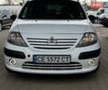 Белый Ситроен С3, объемом двигателя 1.4 л и пробегом 299 тыс. км за 3200 $, фото 1 на Automoto.ua