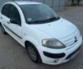 Белый Ситроен С3, объемом двигателя 1.1 л и пробегом 235 тыс. км за 2208 $, фото 3 на Automoto.ua