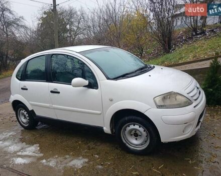 Белый Ситроен С3, объемом двигателя 1.4 л и пробегом 230 тыс. км за 3200 $, фото 2 на Automoto.ua