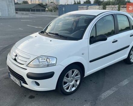 Белый Ситроен С3, объемом двигателя 1.4 л и пробегом 328 тыс. км за 4000 $, фото 1 на Automoto.ua