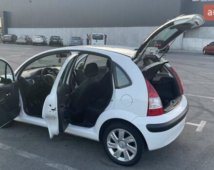 Белый Ситроен С3, объемом двигателя 1.4 л и пробегом 328 тыс. км за 4000 $, фото 8 на Automoto.ua