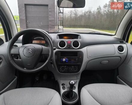 Белый Ситроен С3, объемом двигателя 1.1 л и пробегом 174 тыс. км за 4000 $, фото 10 на Automoto.ua