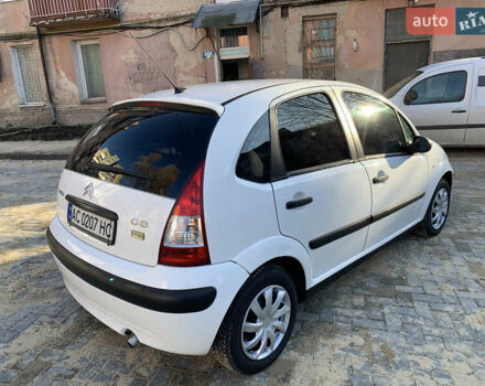 Білий Сітроен С3, об'ємом двигуна 1.36 л та пробігом 180 тис. км за 2950 $, фото 2 на Automoto.ua