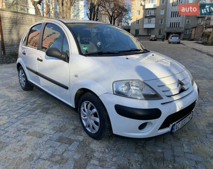 Белый Ситроен С3, объемом двигателя 1.36 л и пробегом 180 тыс. км за 3450 $, фото 2 на Automoto.ua