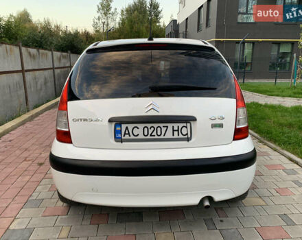 Белый Ситроен С3, объемом двигателя 1.36 л и пробегом 180 тыс. км за 3450 $, фото 4 на Automoto.ua
