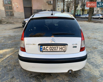 Білий Сітроен С3, об'ємом двигуна 1.36 л та пробігом 180 тис. км за 2950 $, фото 4 на Automoto.ua