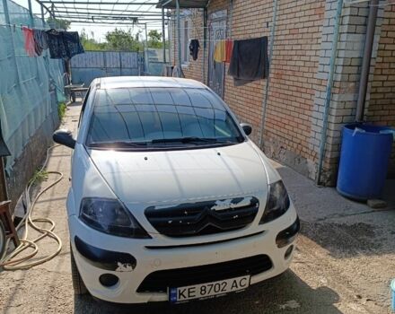 Белый Ситроен С3, объемом двигателя 1.1 л и пробегом 136 тыс. км за 2900 $, фото 4 на Automoto.ua
