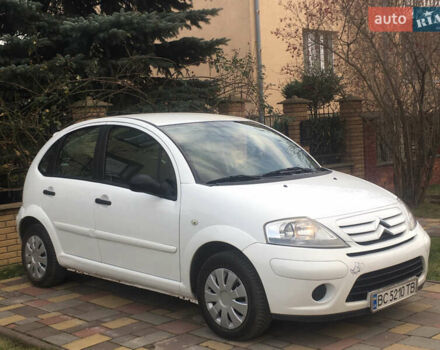 Белый Ситроен С3, объемом двигателя 1.1 л и пробегом 132 тыс. км за 4000 $, фото 4 на Automoto.ua