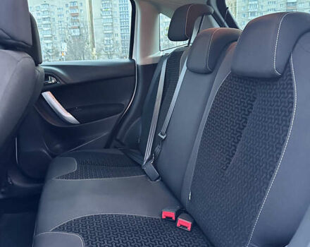 Белый Ситроен С3, объемом двигателя 1.6 л и пробегом 164 тыс. км за 5650 $, фото 7 на Automoto.ua