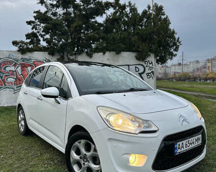 Белый Ситроен С3, объемом двигателя 1.6 л и пробегом 164 тыс. км за 5650 $, фото 2 на Automoto.ua