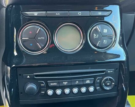 Білий Сітроен С3, об'ємом двигуна 1.6 л та пробігом 195 тис. км за 6999 $, фото 8 на Automoto.ua