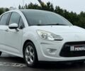 Белый Ситроен С3, объемом двигателя 1.6 л и пробегом 169 тыс. км за 5750 $, фото 1 на Automoto.ua