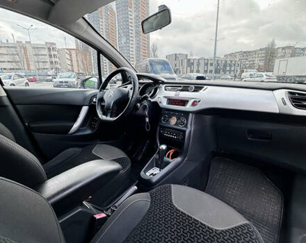 Белый Ситроен С3, объемом двигателя 1.6 л и пробегом 168 тыс. км за 5750 $, фото 5 на Automoto.ua