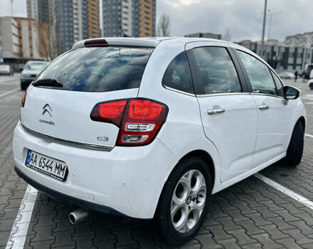 Белый Ситроен С3, объемом двигателя 1.6 л и пробегом 168 тыс. км за 5750 $, фото 4 на Automoto.ua