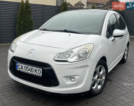 Белый Ситроен С3, объемом двигателя 1.6 л и пробегом 165 тыс. км за 5750 $, фото 1 на Automoto.ua