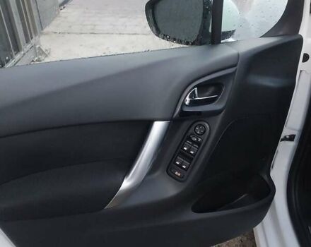 Белый Ситроен С3, объемом двигателя 1.6 л и пробегом 195 тыс. км за 6550 $, фото 44 на Automoto.ua