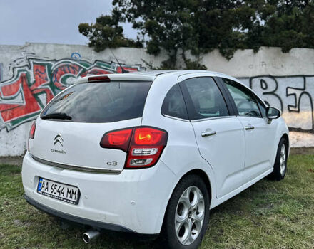 Белый Ситроен С3, объемом двигателя 1.6 л и пробегом 164 тыс. км за 5650 $, фото 4 на Automoto.ua