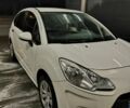 Белый Ситроен С3, объемом двигателя 1.4 л и пробегом 154 тыс. км за 5900 $, фото 5 на Automoto.ua