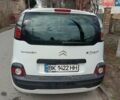 Белый Ситроен С3, объемом двигателя 1.6 л и пробегом 239 тыс. км за 5800 $, фото 1 на Automoto.ua