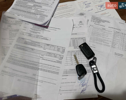 Белый Ситроен С3, объемом двигателя 1.6 л и пробегом 164 тыс. км за 5650 $, фото 9 на Automoto.ua