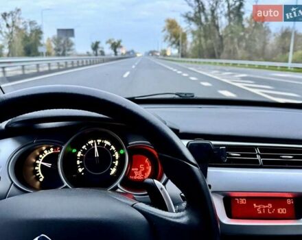 Ситроен С3 2011 в Чернигове на Automoto.ua Белый Ситроен С3, объемом двигателя 1.4 л и пробегом 117 тыс. км за 5999 $, фото 3 на Automoto.ua
