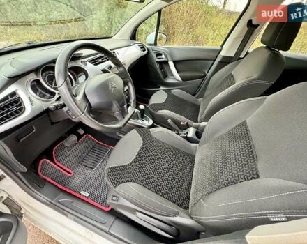 Ситроен С3 2011 в Чернигове на Automoto.ua Белый Ситроен С3, объемом двигателя 1.4 л и пробегом 117 тыс. км за 5999 $, фото 13 на Automoto.ua