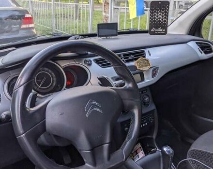 Белый Ситроен С3, объемом двигателя 1.4 л и пробегом 123 тыс. км за 6000 $, фото 13 на Automoto.ua