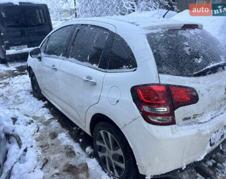 Белый Ситроен С3, объемом двигателя 1.4 л и пробегом 185 тыс. км за 4200 $, фото 2 на Automoto.ua