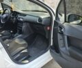 Белый Ситроен С3, объемом двигателя 1.4 л и пробегом 185 тыс. км за 5250 $, фото 9 на Automoto.ua