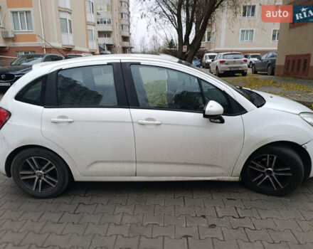Белый Ситроен С3, объемом двигателя 1.4 л и пробегом 140 тыс. км за 2950 $, фото 1 на Automoto.ua