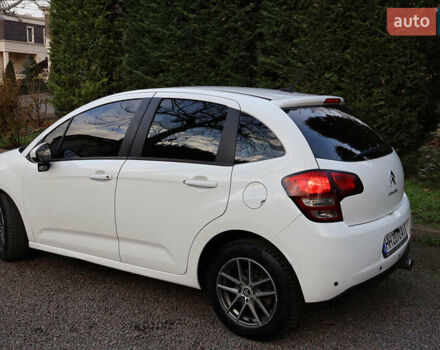 Белый Ситроен С3, объемом двигателя 1.6 л и пробегом 221 тыс. км за 5600 $, фото 12 на Automoto.ua