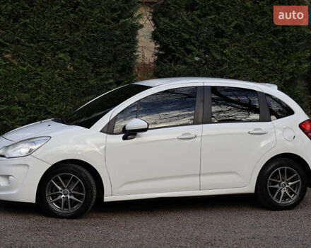 Белый Ситроен С3, объемом двигателя 1.6 л и пробегом 221 тыс. км за 5600 $, фото 6 на Automoto.ua