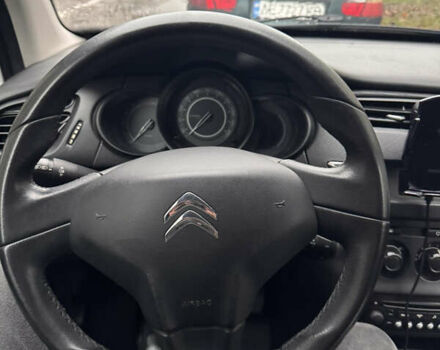 Белый Ситроен С3, объемом двигателя 1.56 л и пробегом 199 тыс. км за 5600 $, фото 7 на Automoto.ua