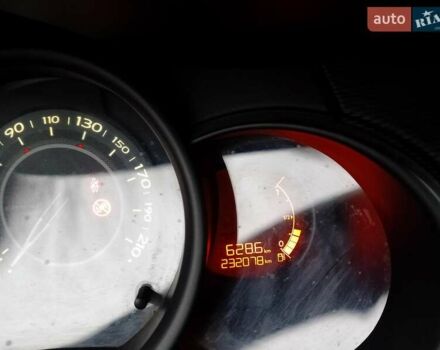 Білий Сітроен С3, об'ємом двигуна 1.4 л та пробігом 232 тис. км за 6200 $, фото 2 на Automoto.ua