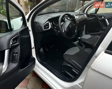 Білий Сітроен С3, об'ємом двигуна 1.4 л та пробігом 182 тис. км за 5600 $, фото 6 на Automoto.ua