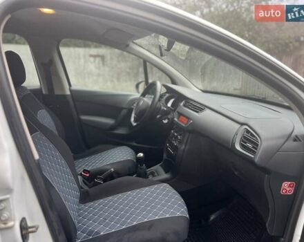 Белый Ситроен С3, объемом двигателя 1.4 л и пробегом 185 тыс. км за 4990 $, фото 1 на Automoto.ua