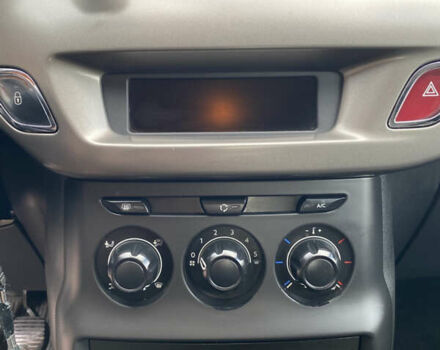 Белый Ситроен С3, объемом двигателя 1 л и пробегом 122 тыс. км за 5000 $, фото 13 на Automoto.ua