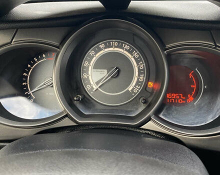 Белый Ситроен С3, объемом двигателя 1 л и пробегом 122 тыс. км за 5000 $, фото 15 на Automoto.ua