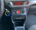 Белый Ситроен С3, объемом двигателя 1.4 л и пробегом 250 тыс. км за 5900 $, фото 21 на Automoto.ua