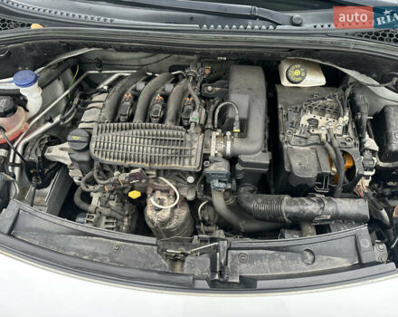 Белый Ситроен С3, объемом двигателя 1 л и пробегом 110 тыс. км за 6350 $, фото 25 на Automoto.ua