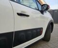 Белый Ситроен С3, объемом двигателя 1.2 л и пробегом 33 тыс. км за 13500 $, фото 5 на Automoto.ua