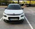 Белый Ситроен С3, объемом двигателя 1.59 л и пробегом 145 тыс. км за 9450 $, фото 3 на Automoto.ua