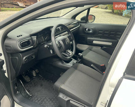 Белый Ситроен С3, объемом двигателя 1.2 л и пробегом 68 тыс. км за 9500 $, фото 26 на Automoto.ua